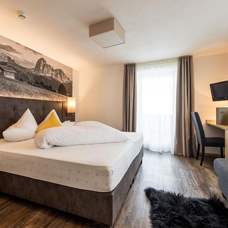 Hotel Alpenblick Pfelders Kültér fotó